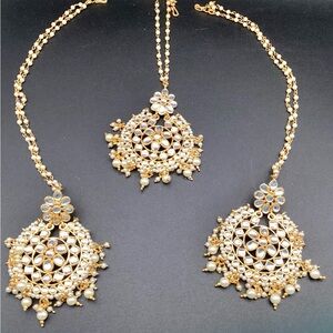 New Pakistani Indian 1%  gold plated Kundan 3-pcs matha patti,dangle earring set